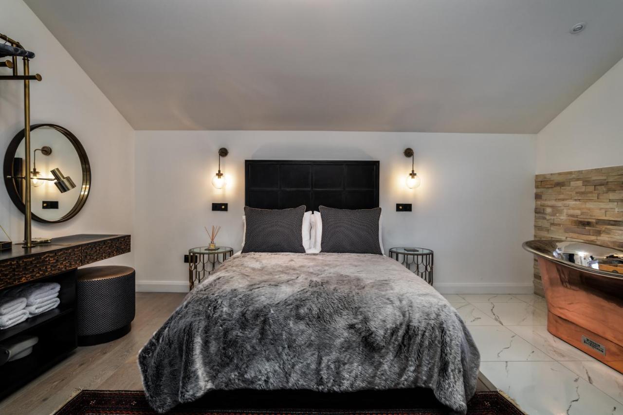 Pamper Yourself In Our Double Sized Copper Tub -2 Bedroom Villa Inverness Luaran gambar